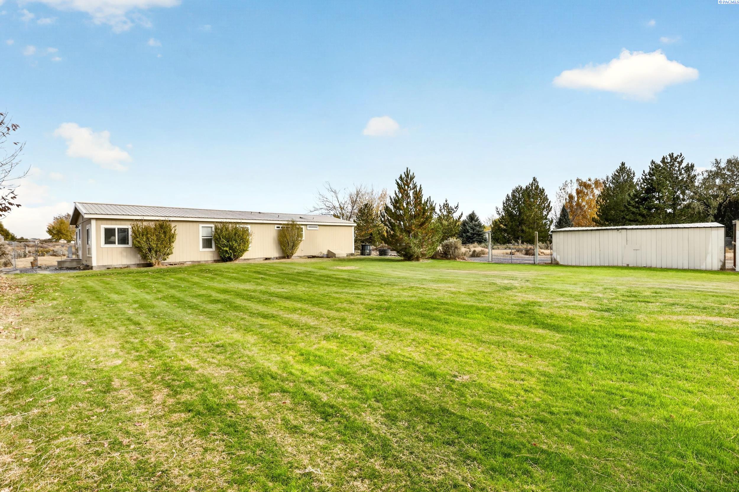 42605 E Red Mountain Road