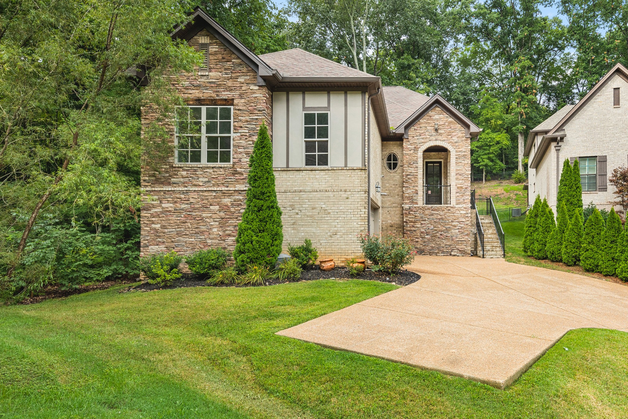 7201 Natchez Pointe Dr