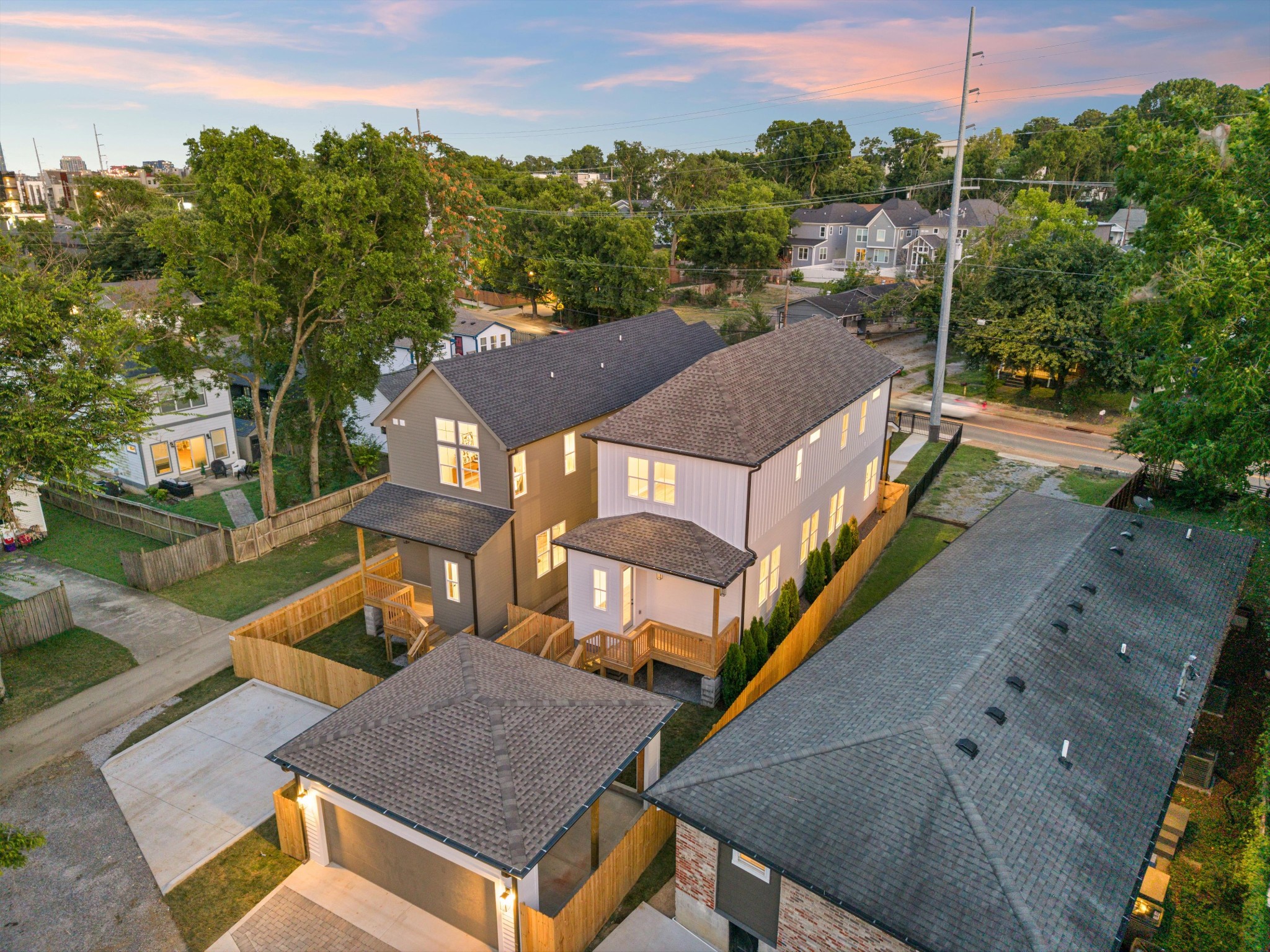 2830 Clifton Ave