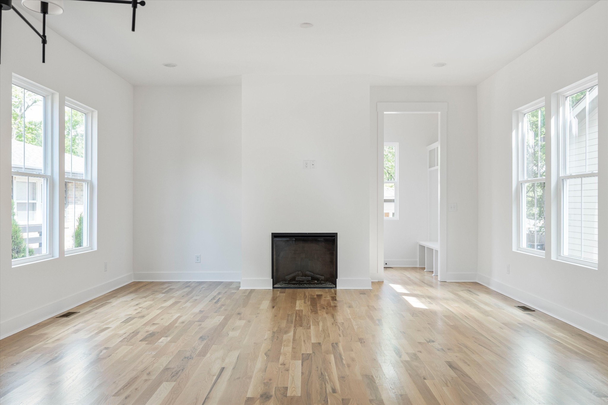 2830 Clifton Ave