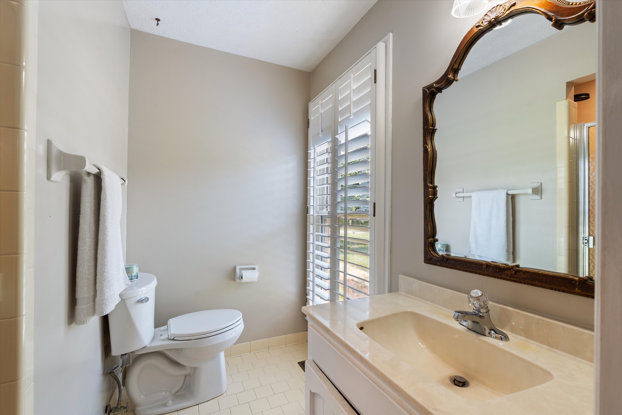 100 Sioux Ct