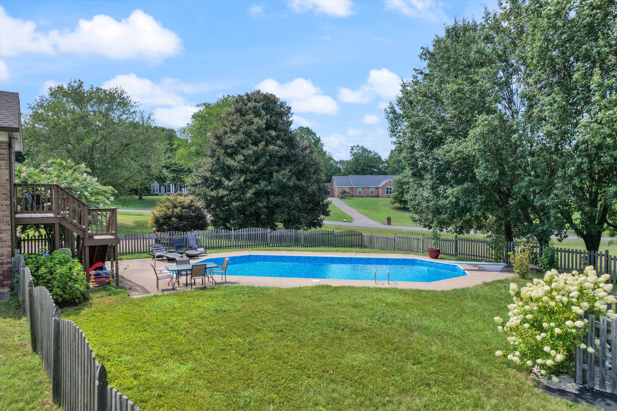 100 Sioux Ct