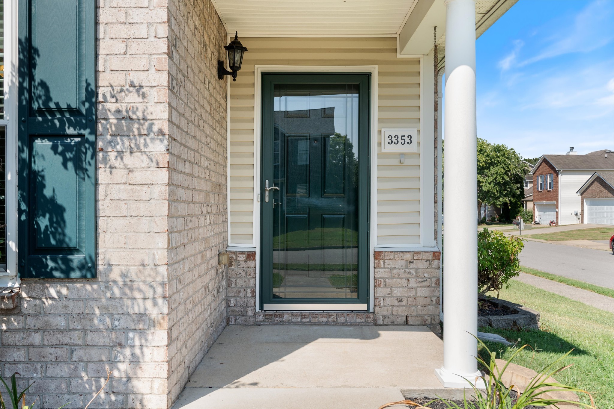 3353 Blaze Dr