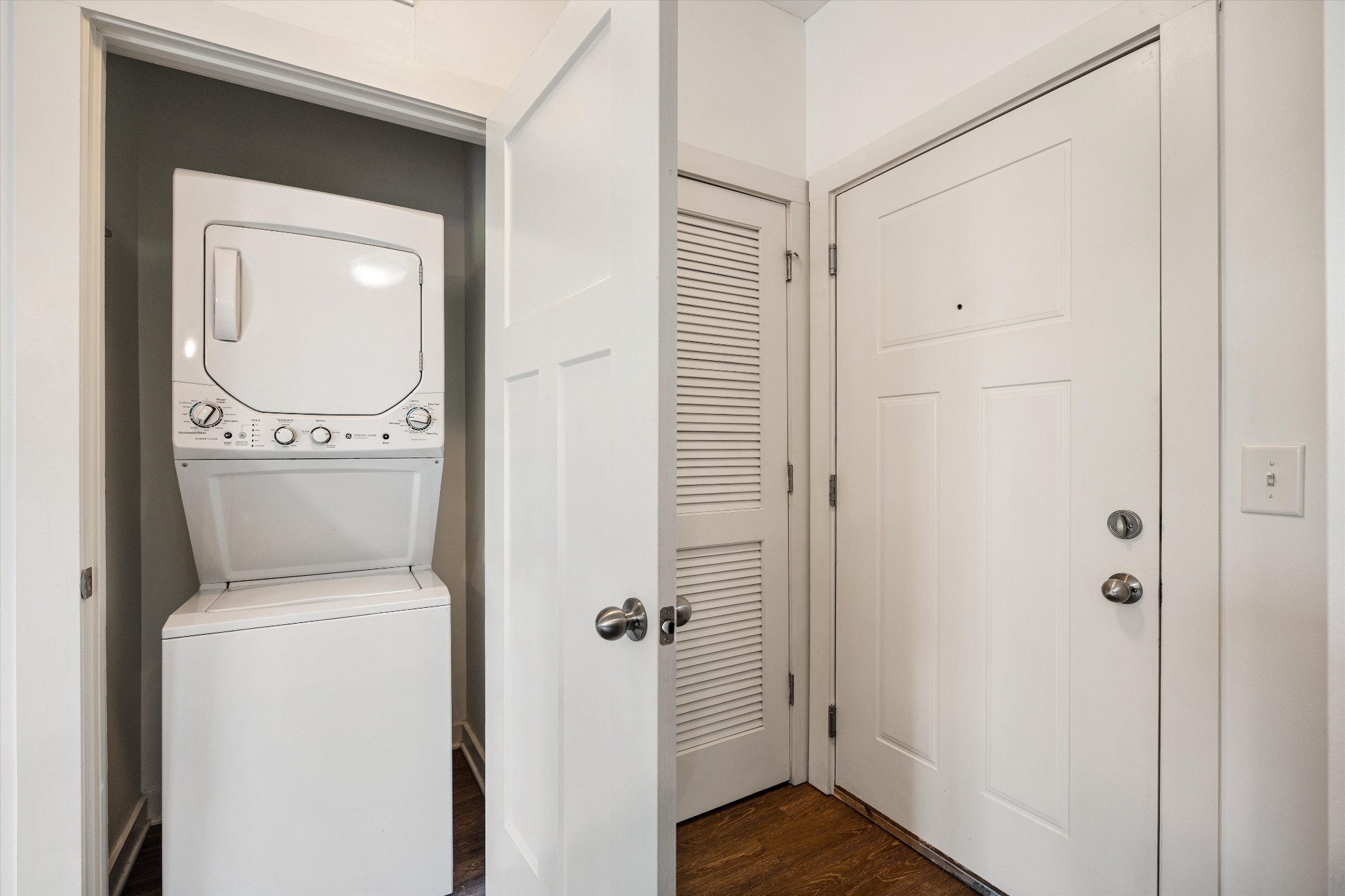 414 Rosedale Ave Unit: 310
