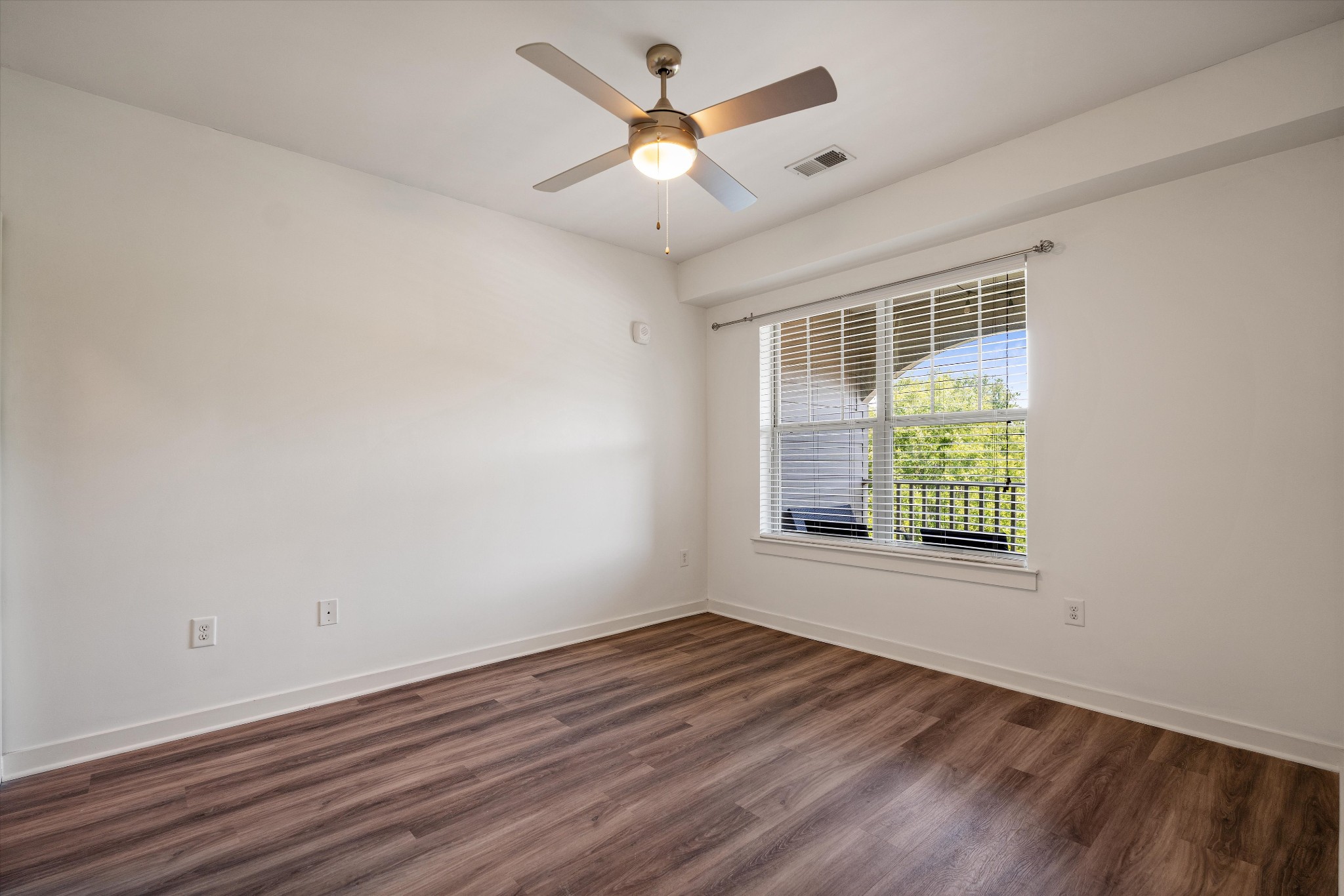 414 Rosedale Ave Unit: 310