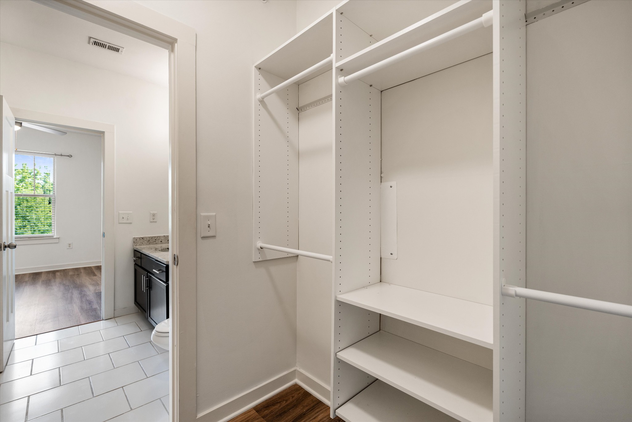 414 Rosedale Ave Unit: 310