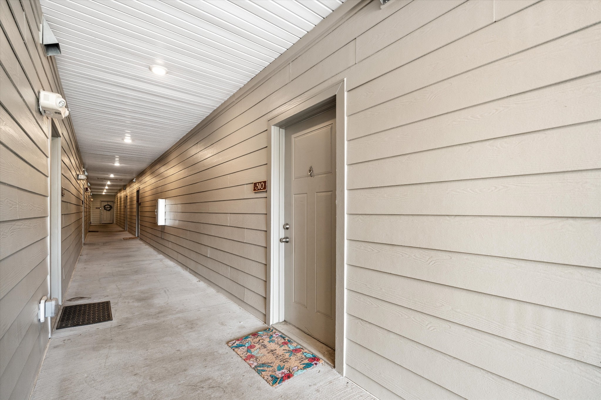 414 Rosedale Ave Unit: 310