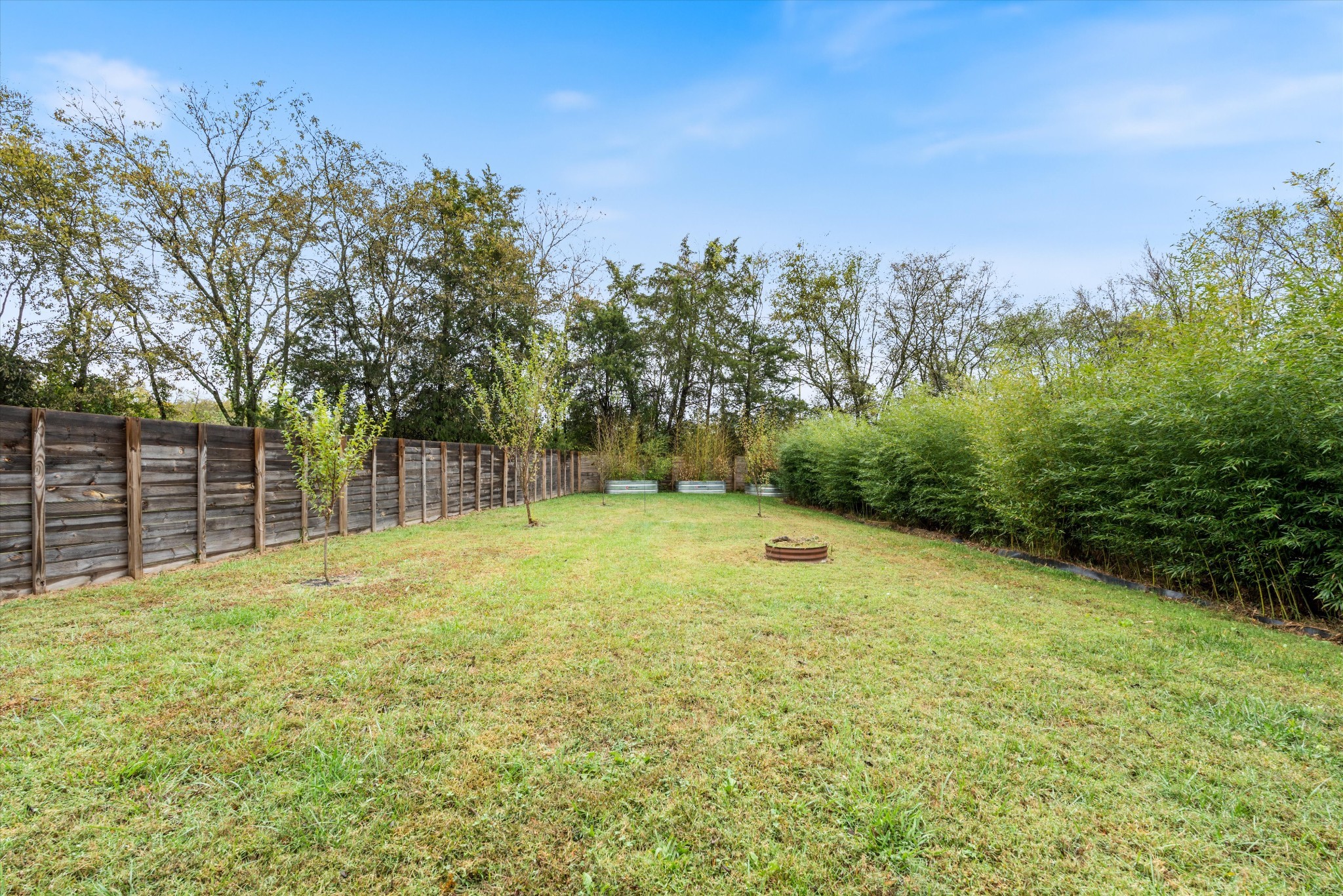 575 Green Ln