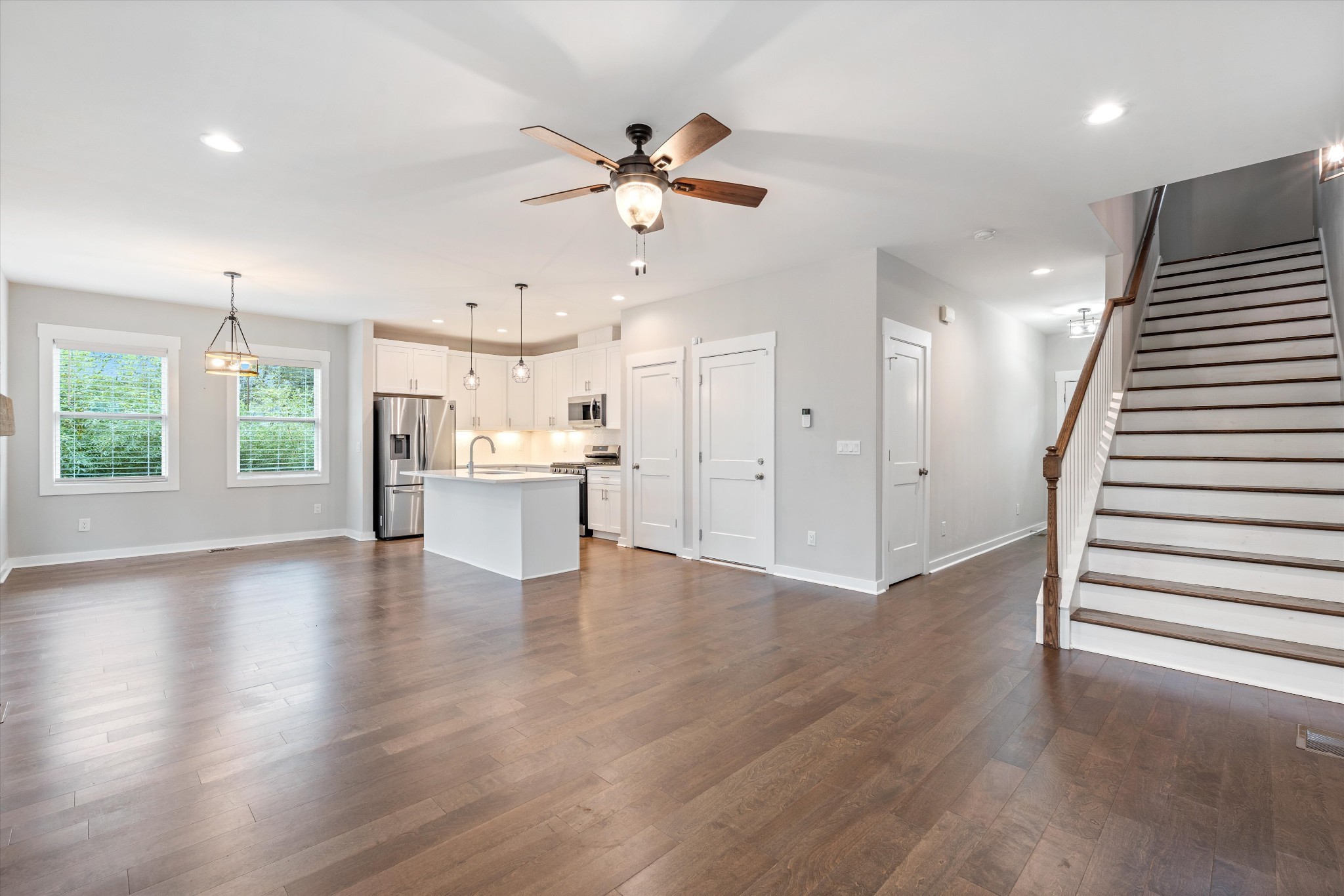 575 Green Ln