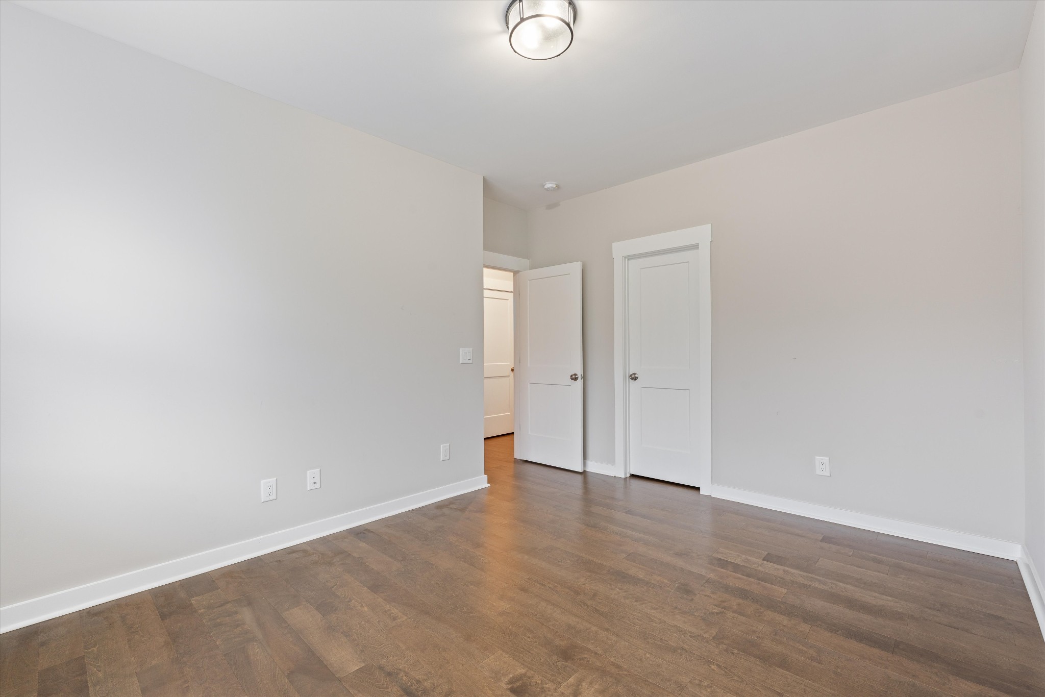575 Green Ln