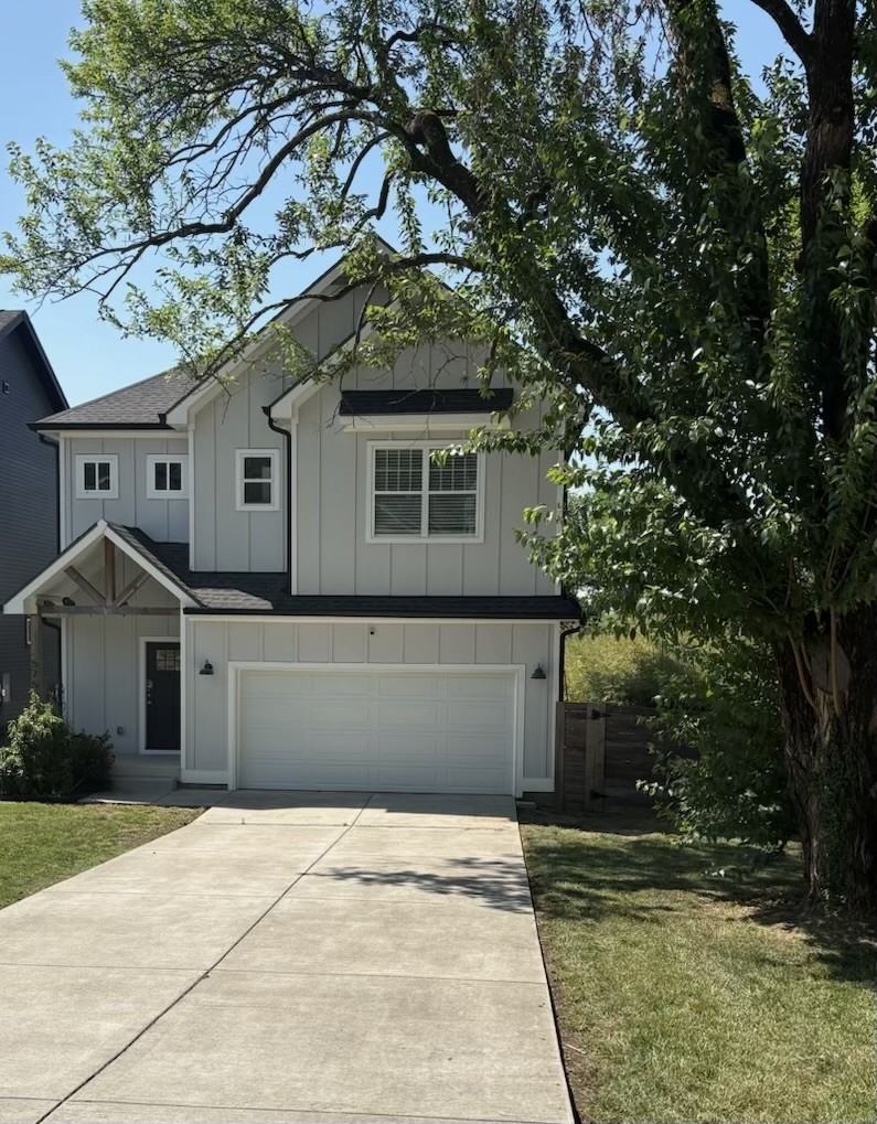 575 Green Ln