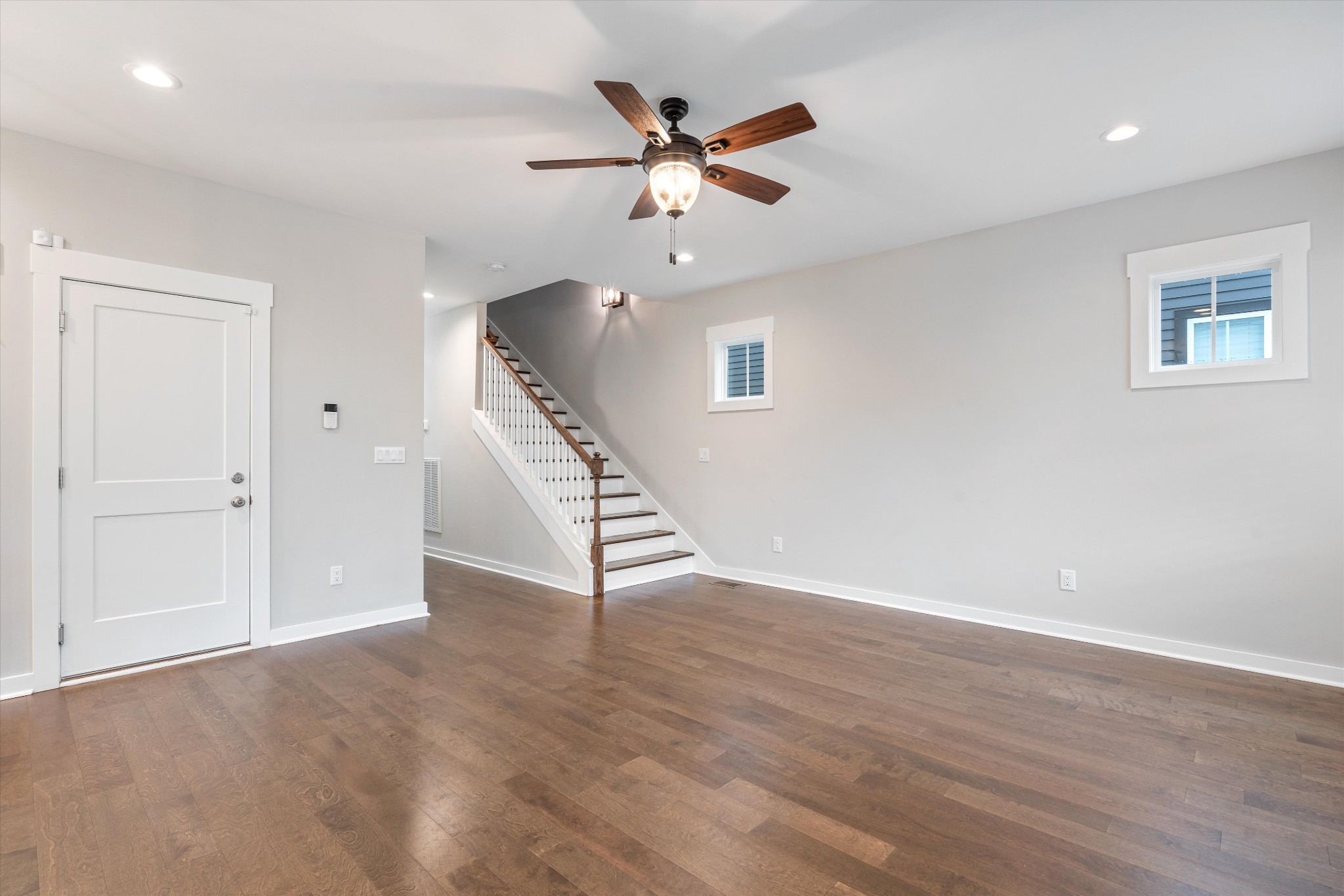 575 Green Ln