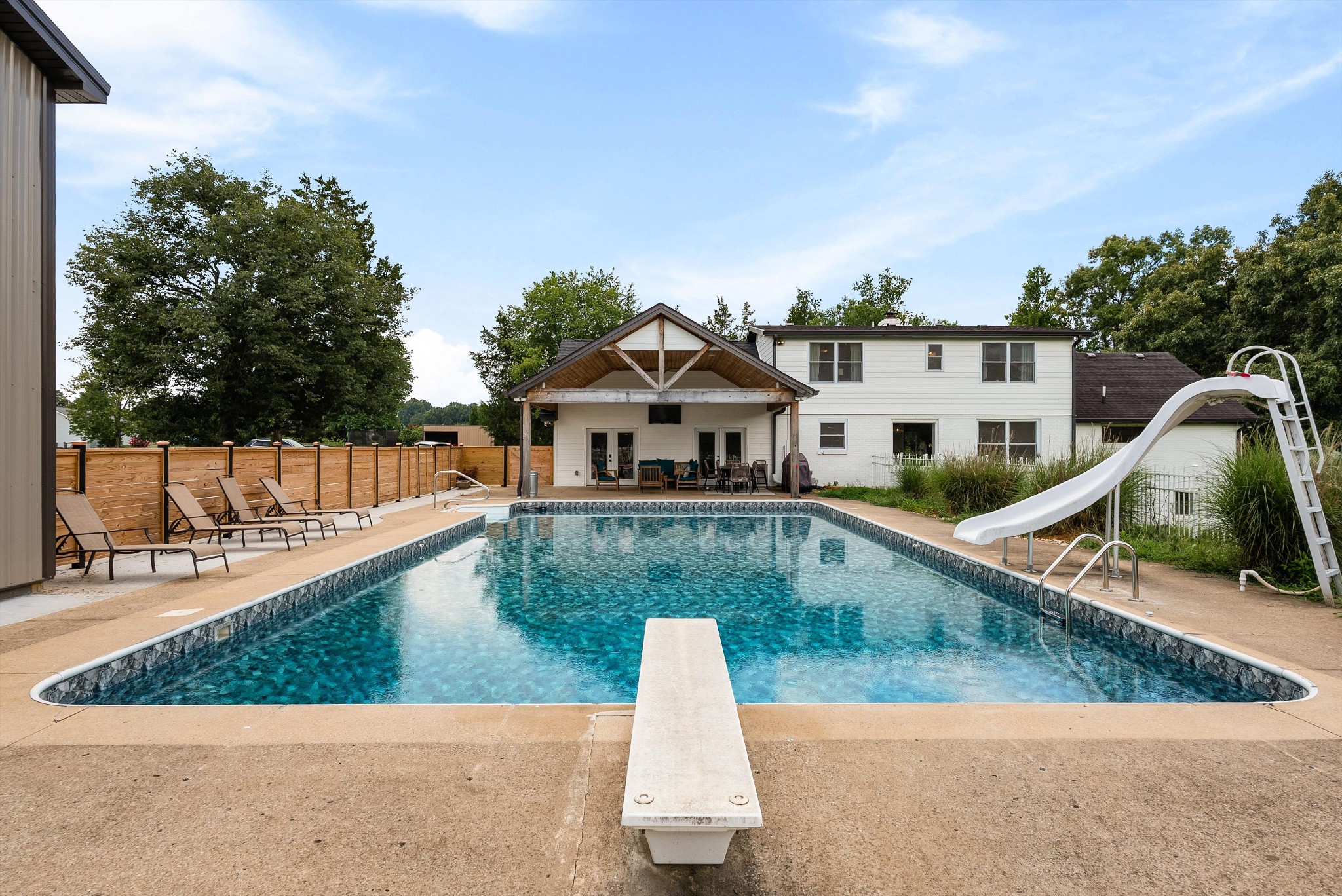 459 Bowling Branch Rd