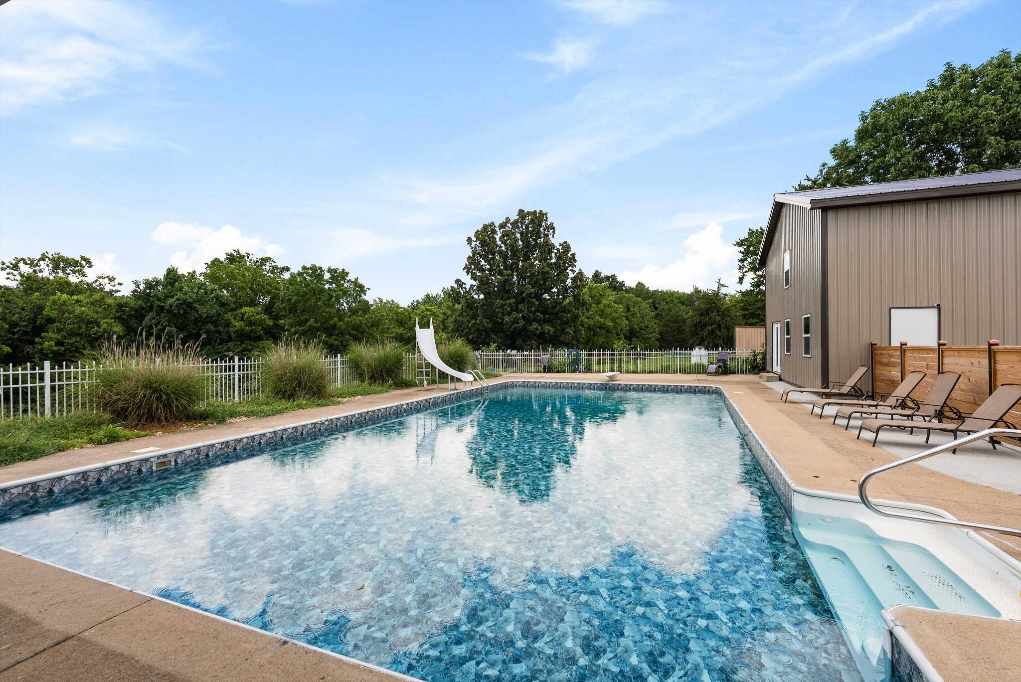 459 Bowling Branch Rd