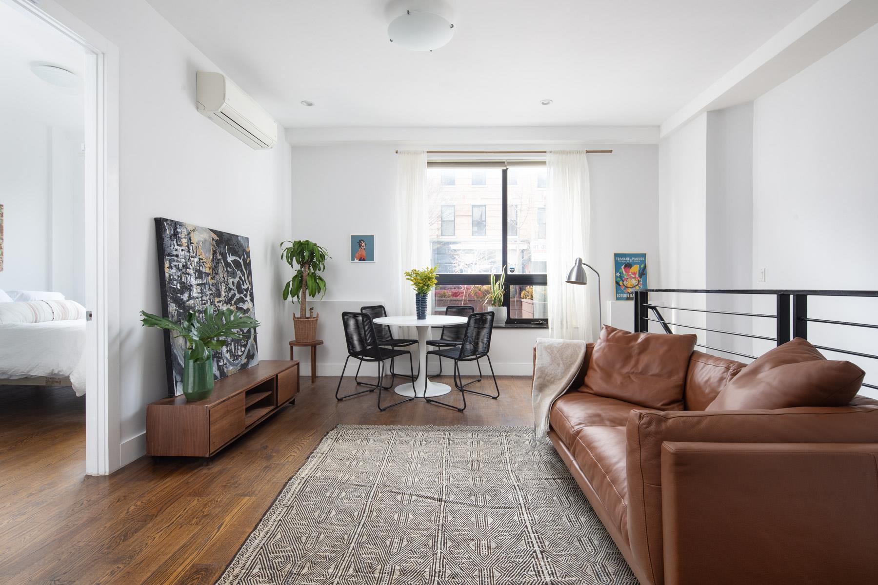 655 FRANKLIN Avenue 1F