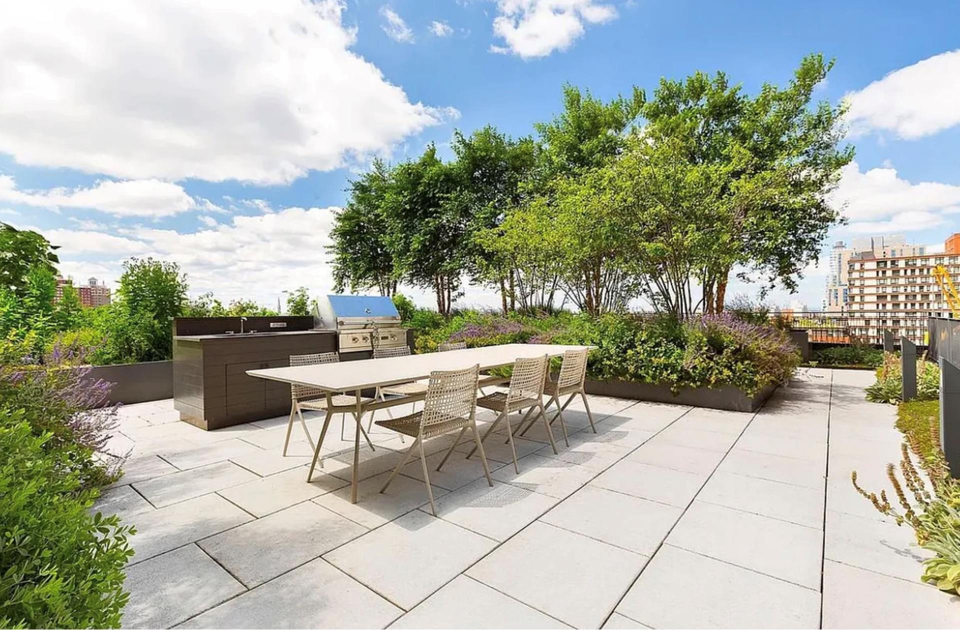 550 VANDERBILT Avenue 815