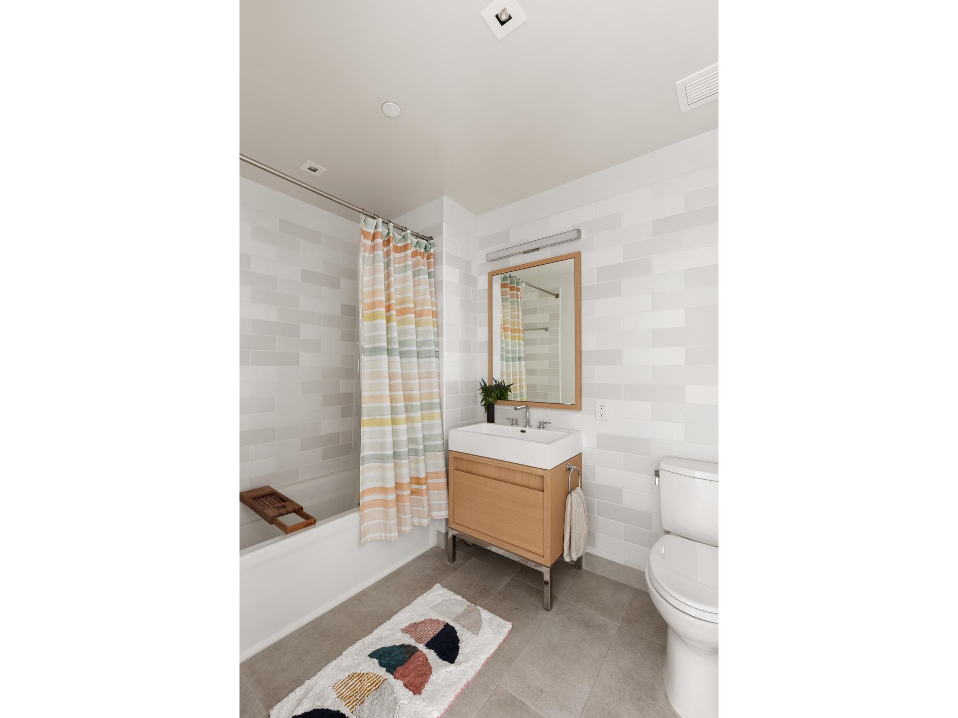 550 VANDERBILT Avenue 815