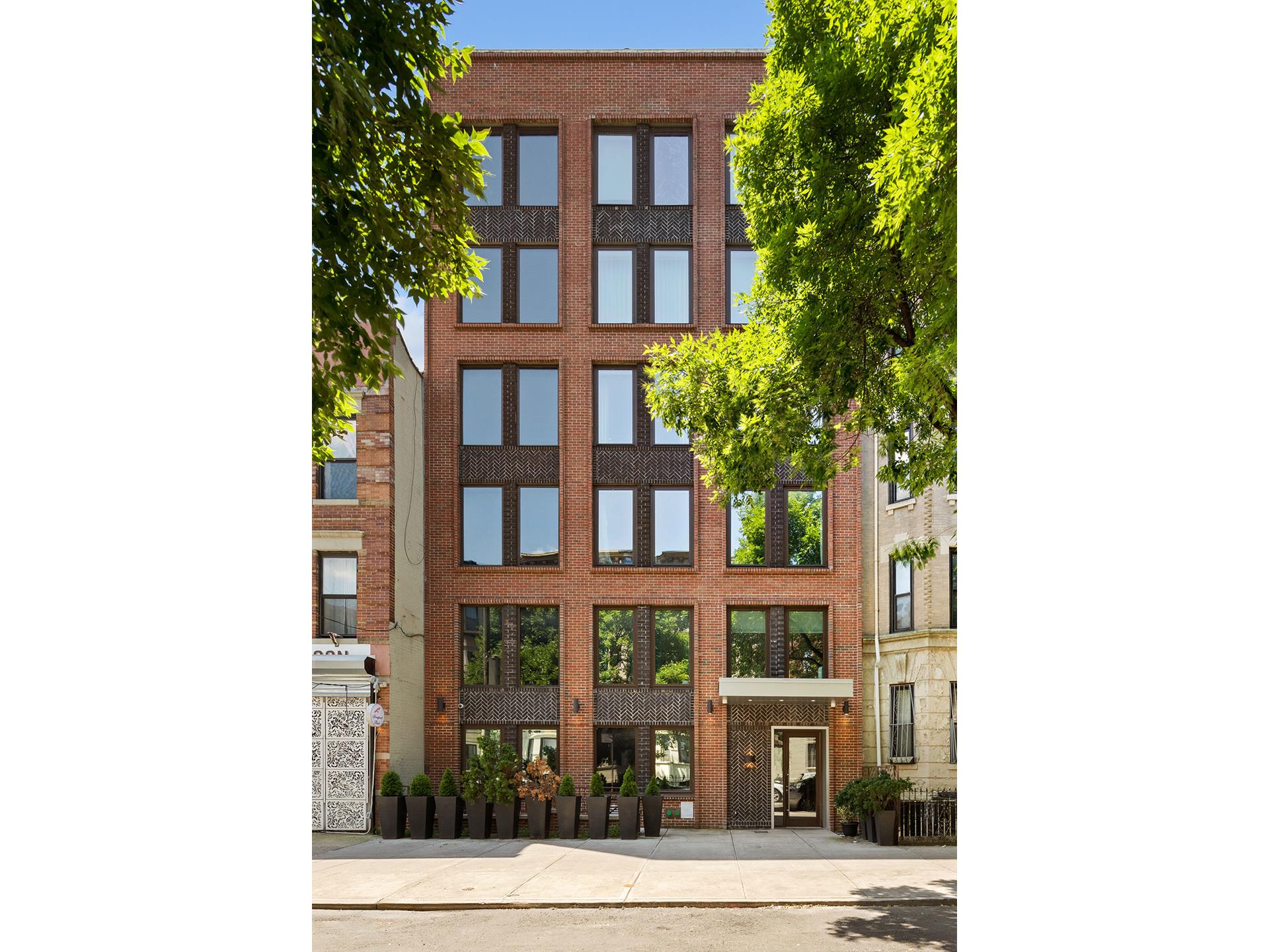 496 PROSPECT Place 4