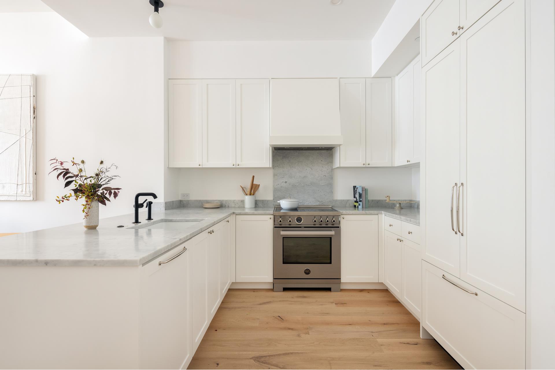 524 HALSEY Street PH2