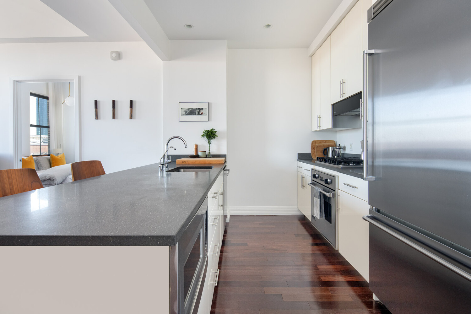 1 HANSON Place 23B
