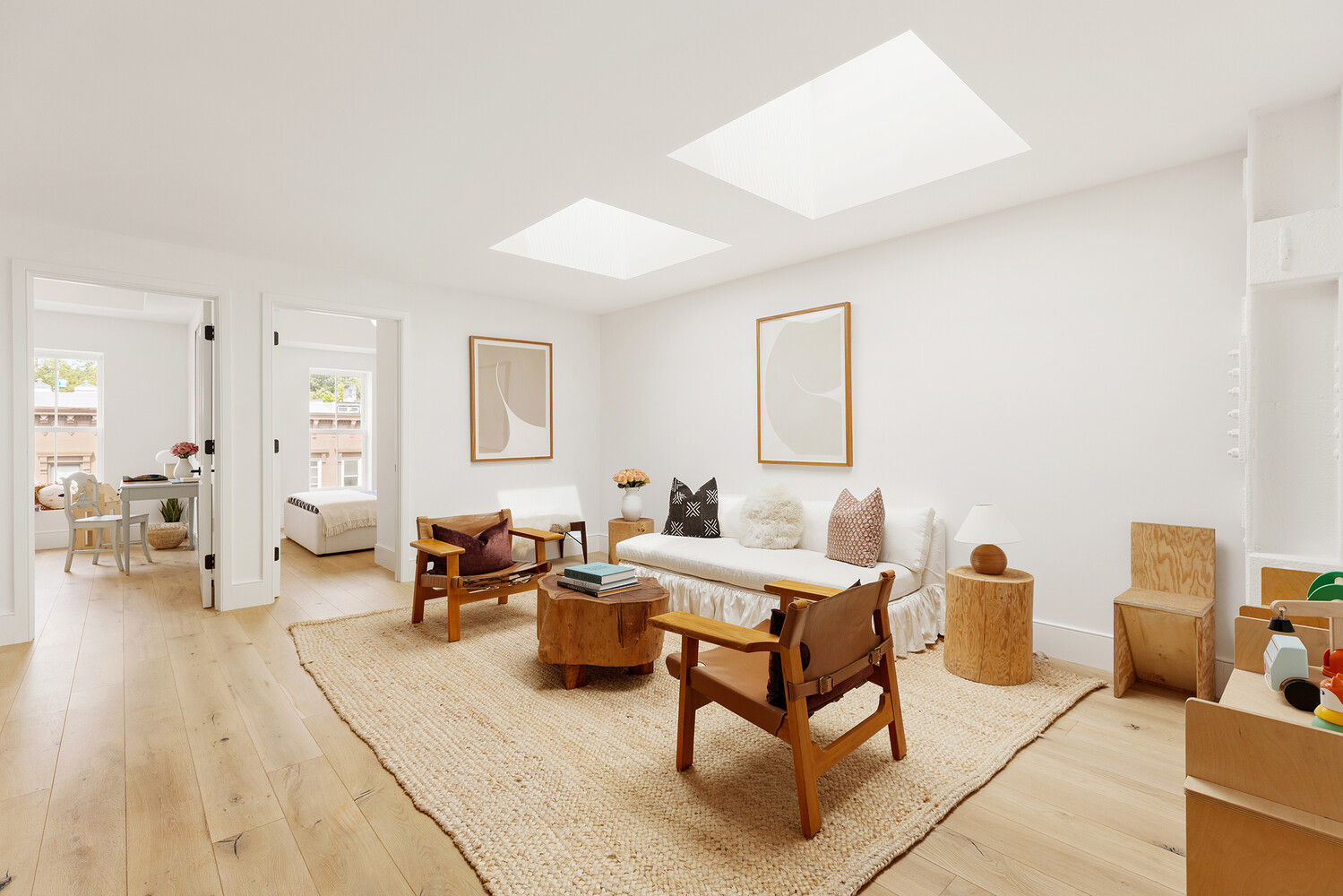 524 HALSEY Street TH1