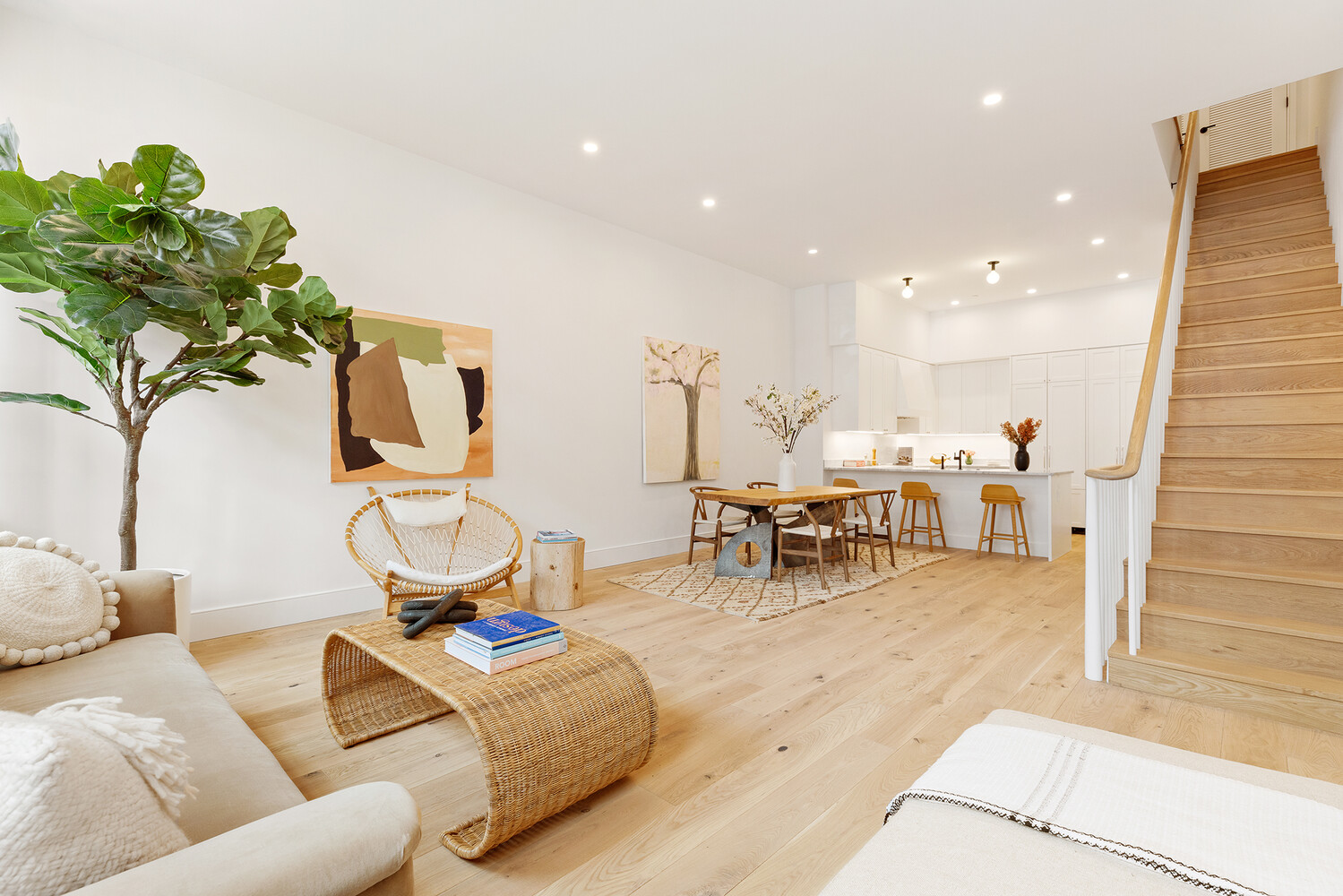 524 HALSEY Street TH1