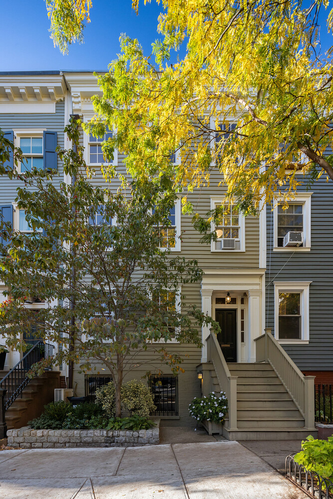 34 BERGEN Street
