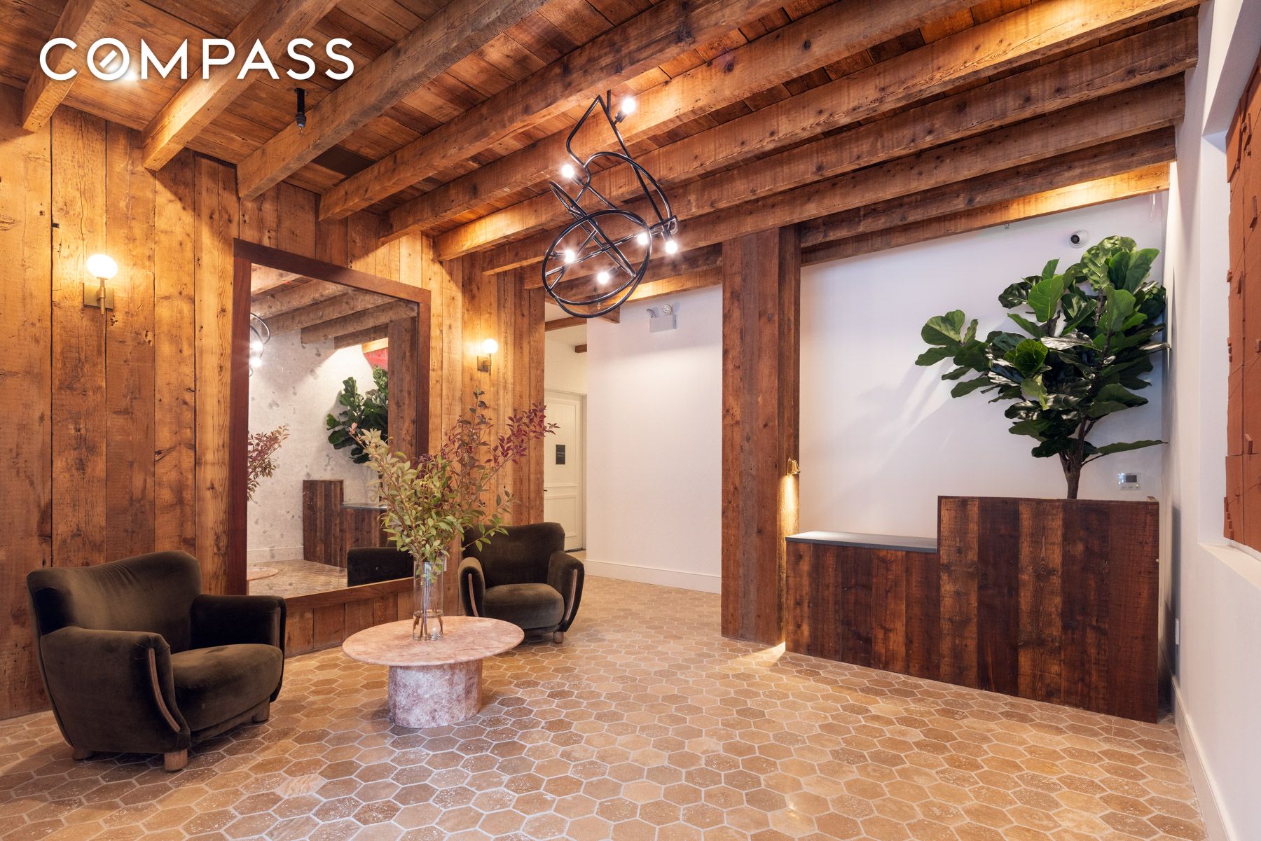 524 Halsey Street TH1