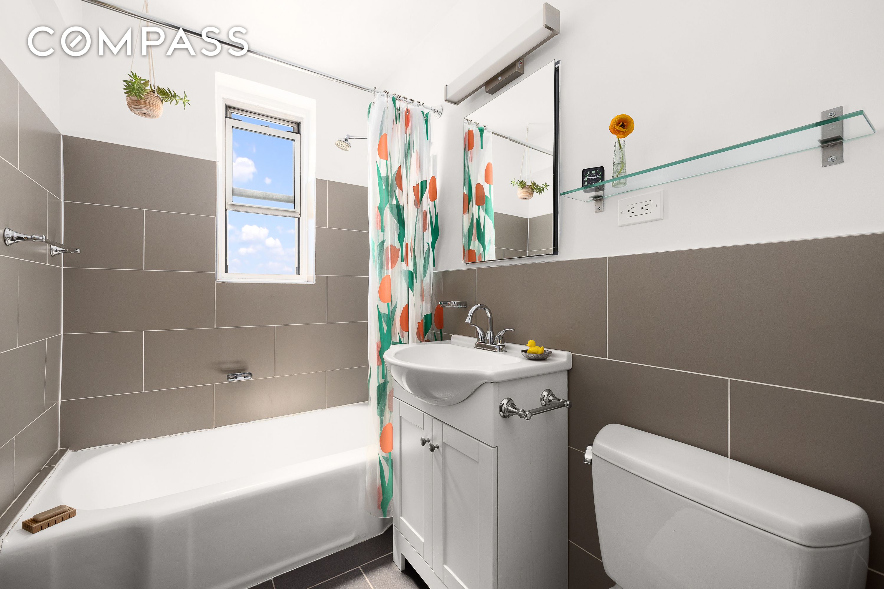 36 Dahill Road 6E