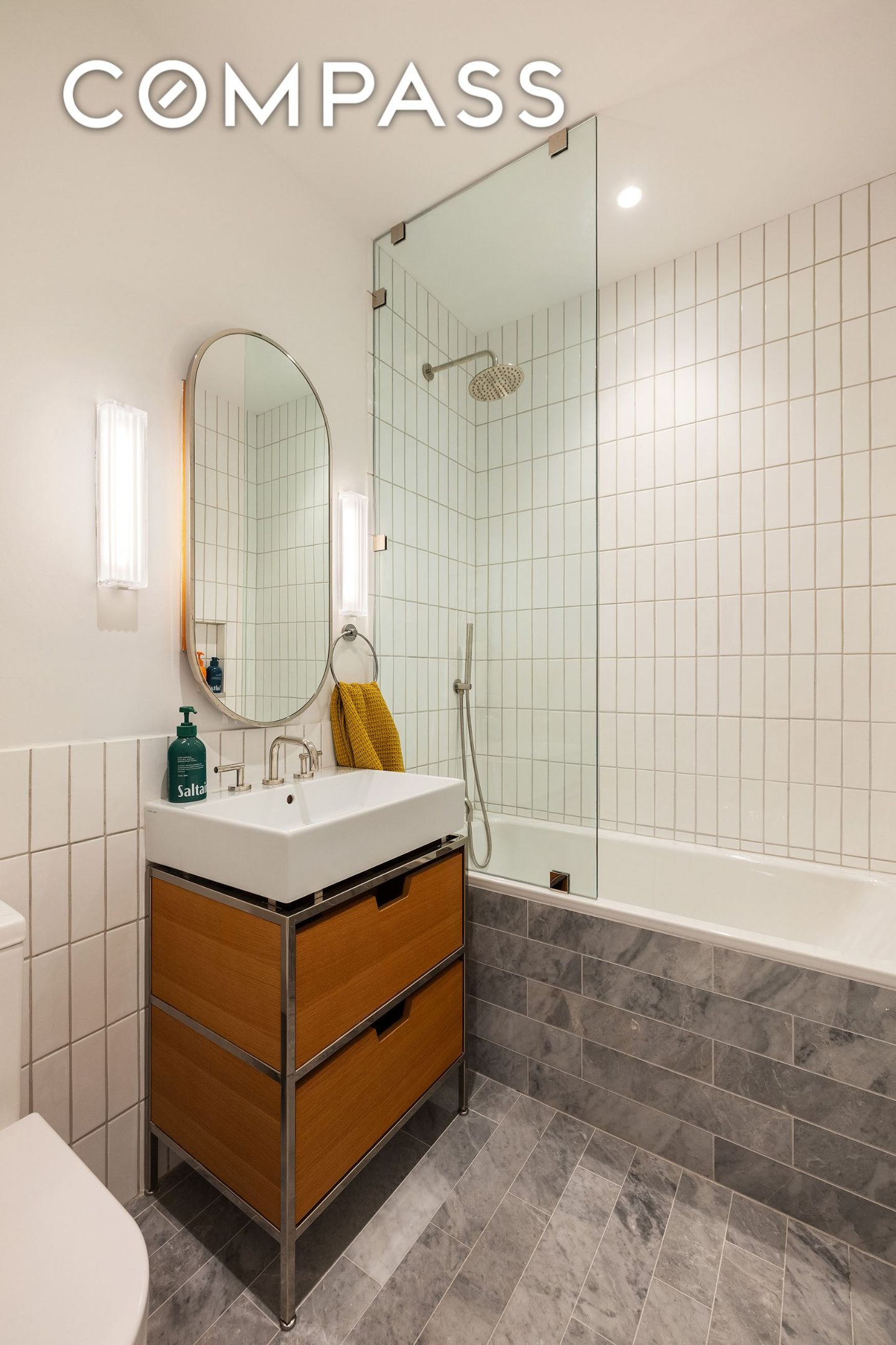 11 Hoyt Street 48A