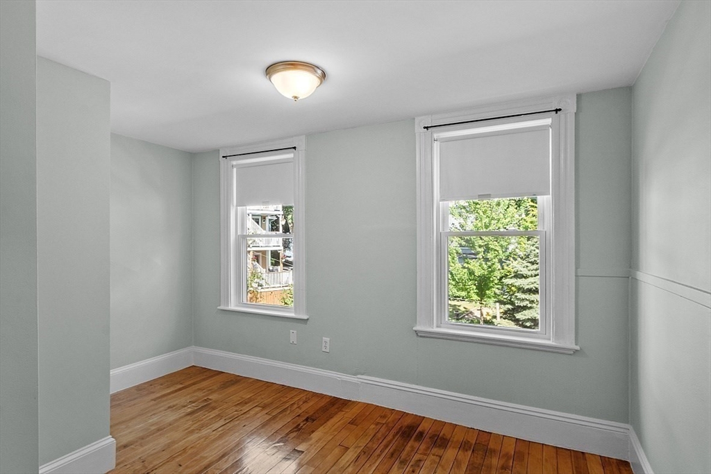 7 Andrew Street # 14