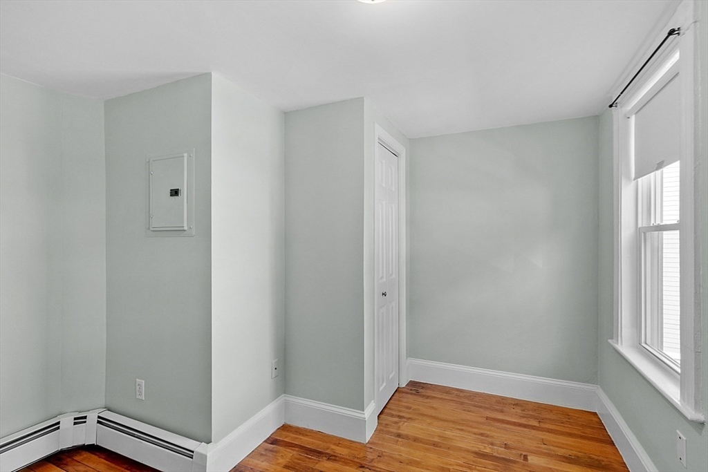 7 Andrew Street # 14