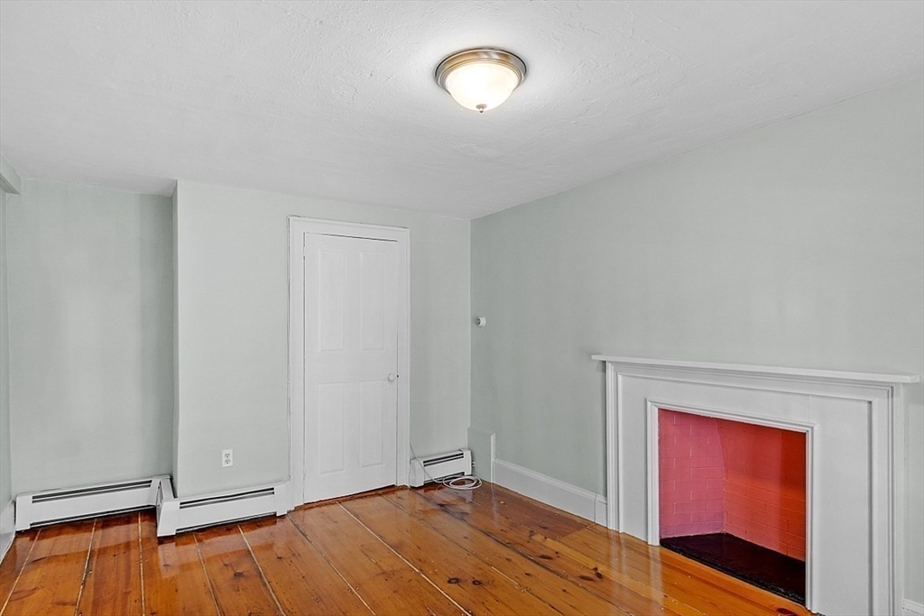 7 Andrew Street # 14