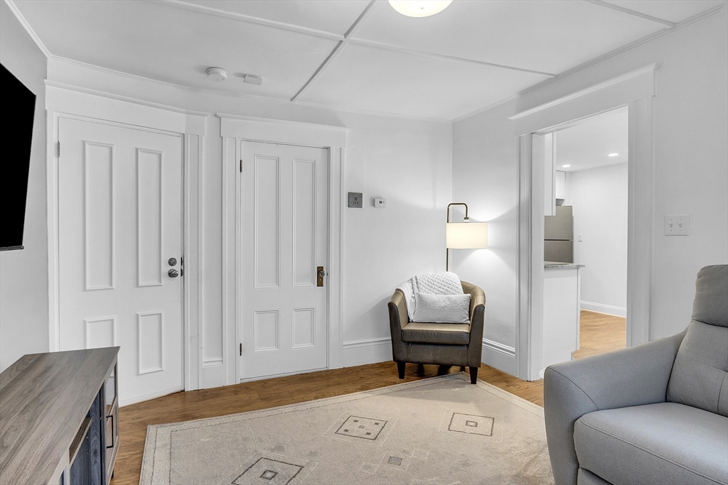 87 Condor Street # 1