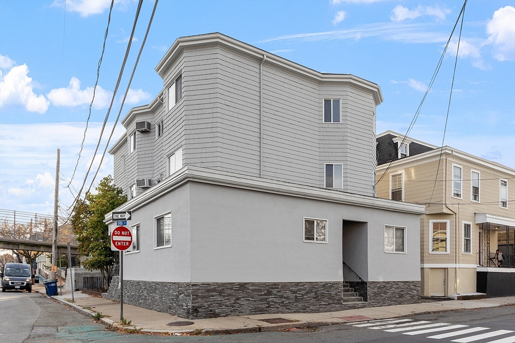 44 Dana Street # 1C