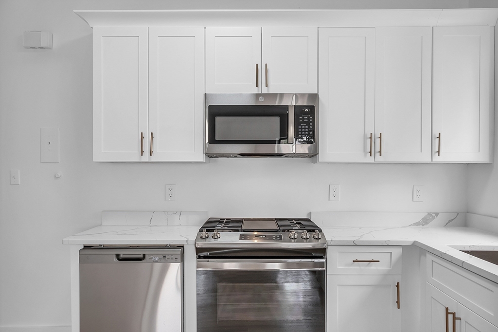 44 Dana Street # 1C