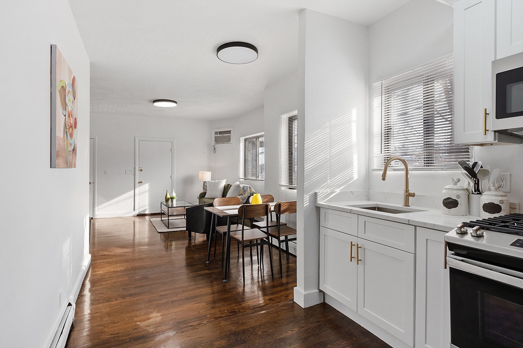 52 Bonair Street # 1B
