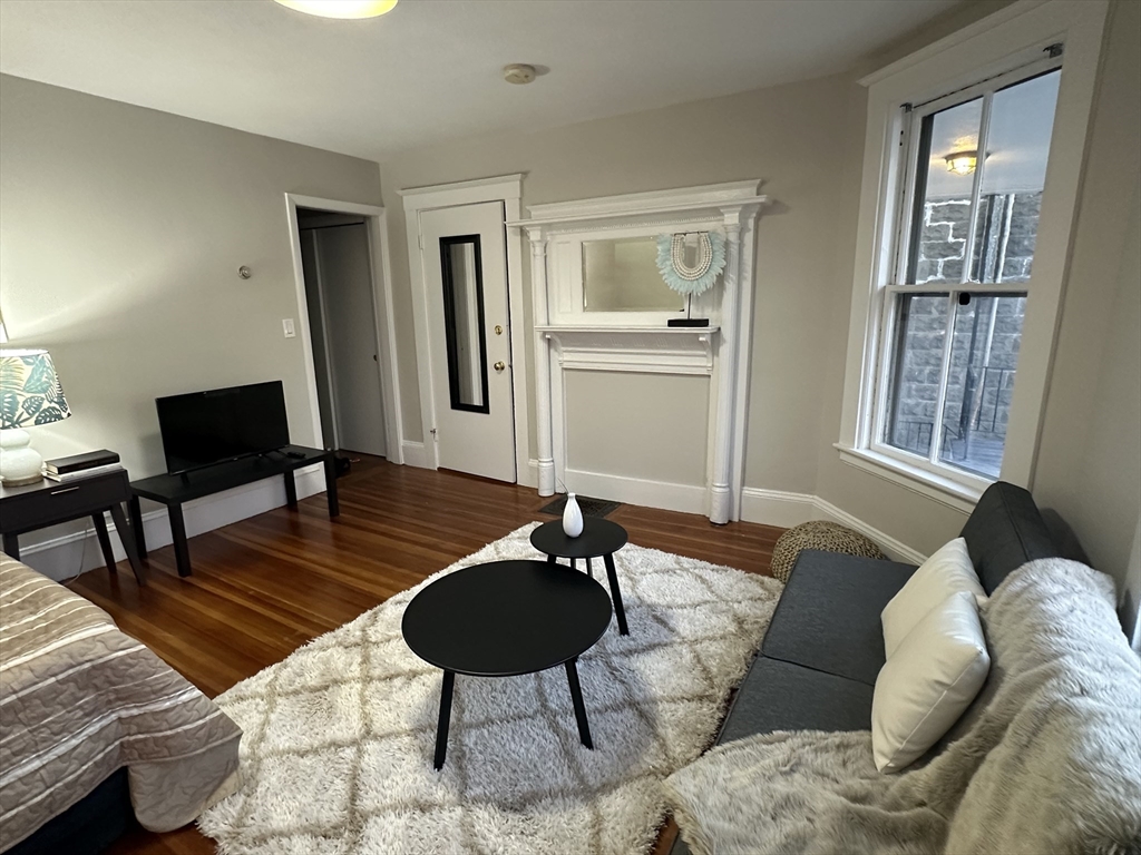 54 Bonair Street # 1A