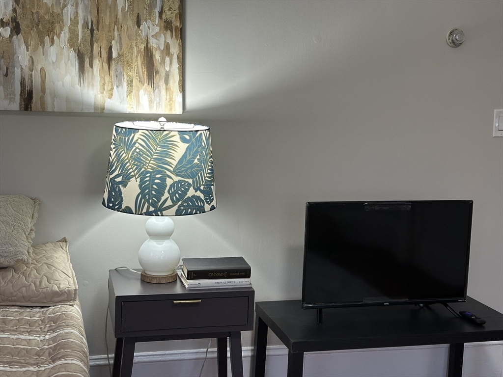 54 Bonair Street # 1A