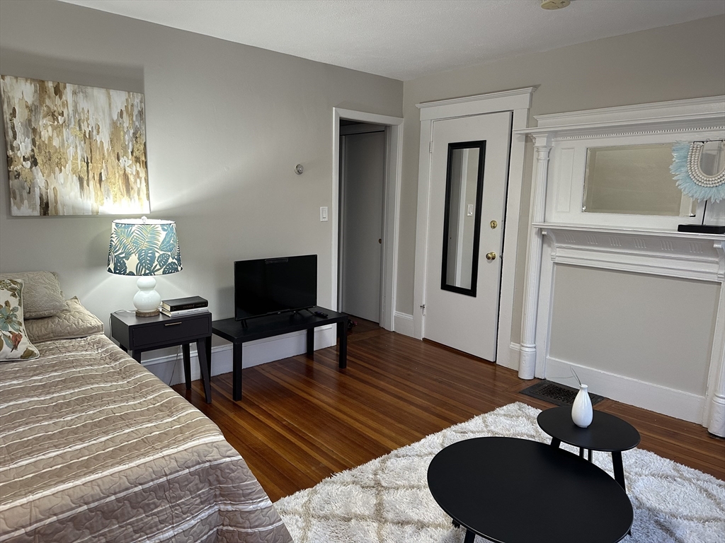 54 Bonair Street # 1A