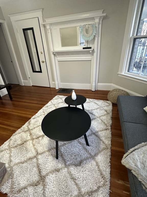 54 Bonair Street # 1A