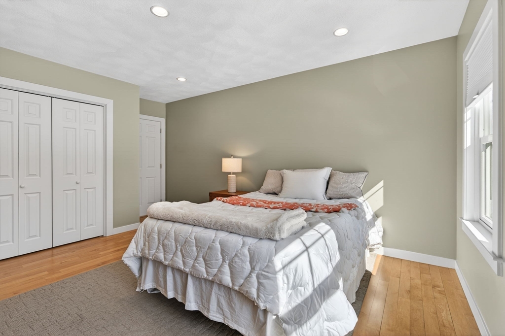 3 Worthington Green