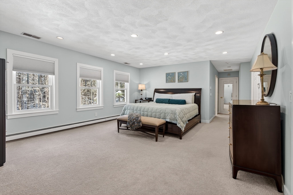 3 Worthington Green