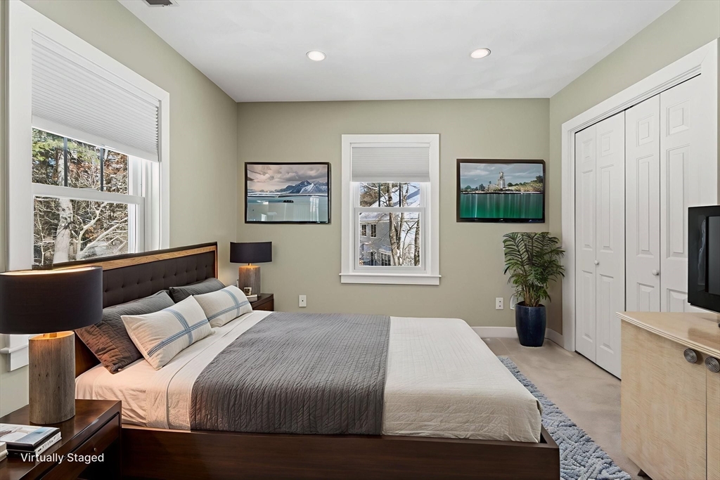 3 Worthington Green