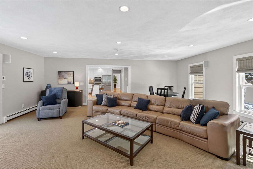 3 Worthington Green