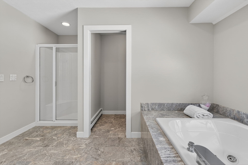 3 Worthington Green