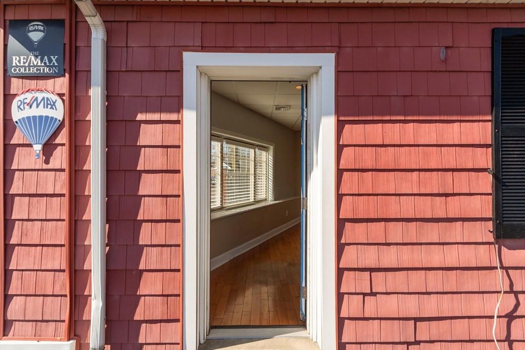 782 Salem Street