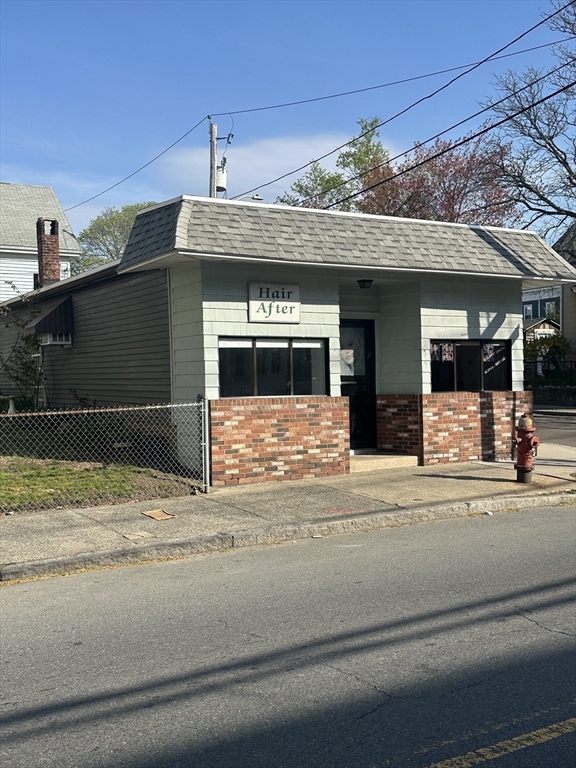 279 Boston Street
