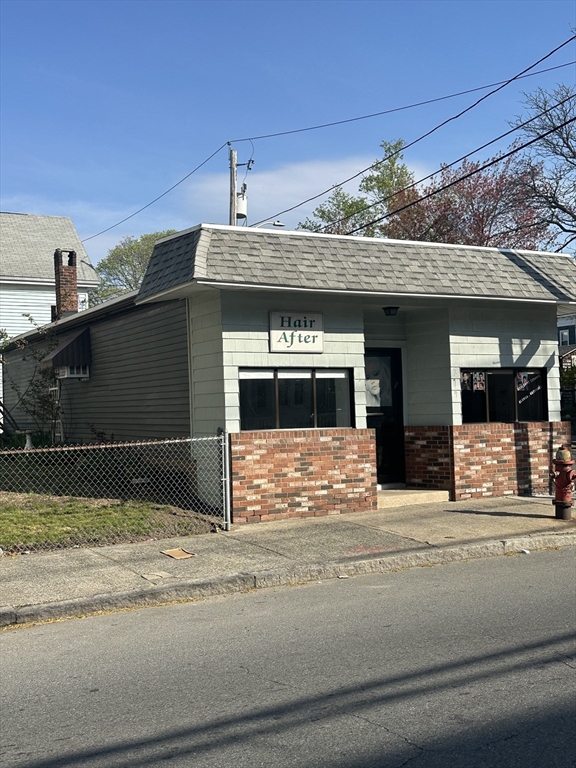 279 Boston Street