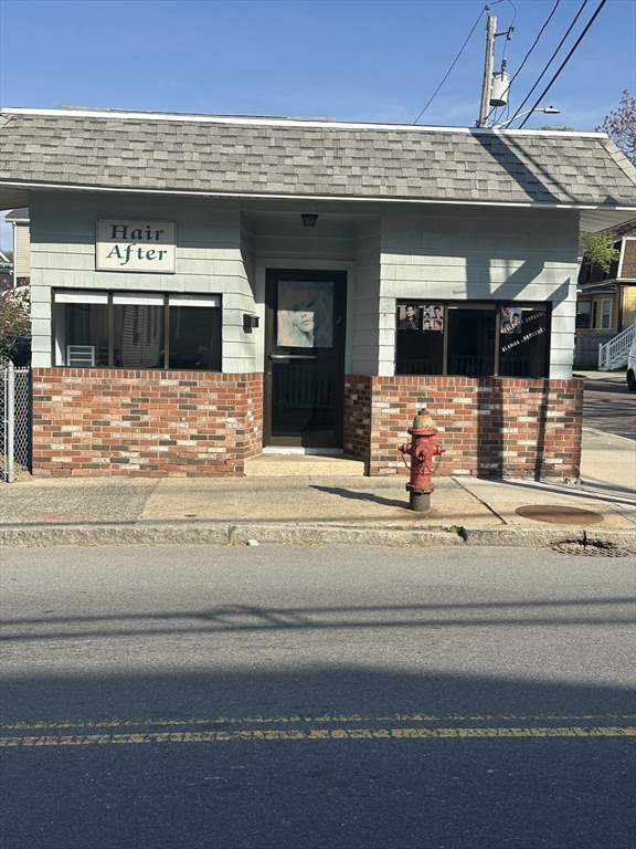 279 Boston Street